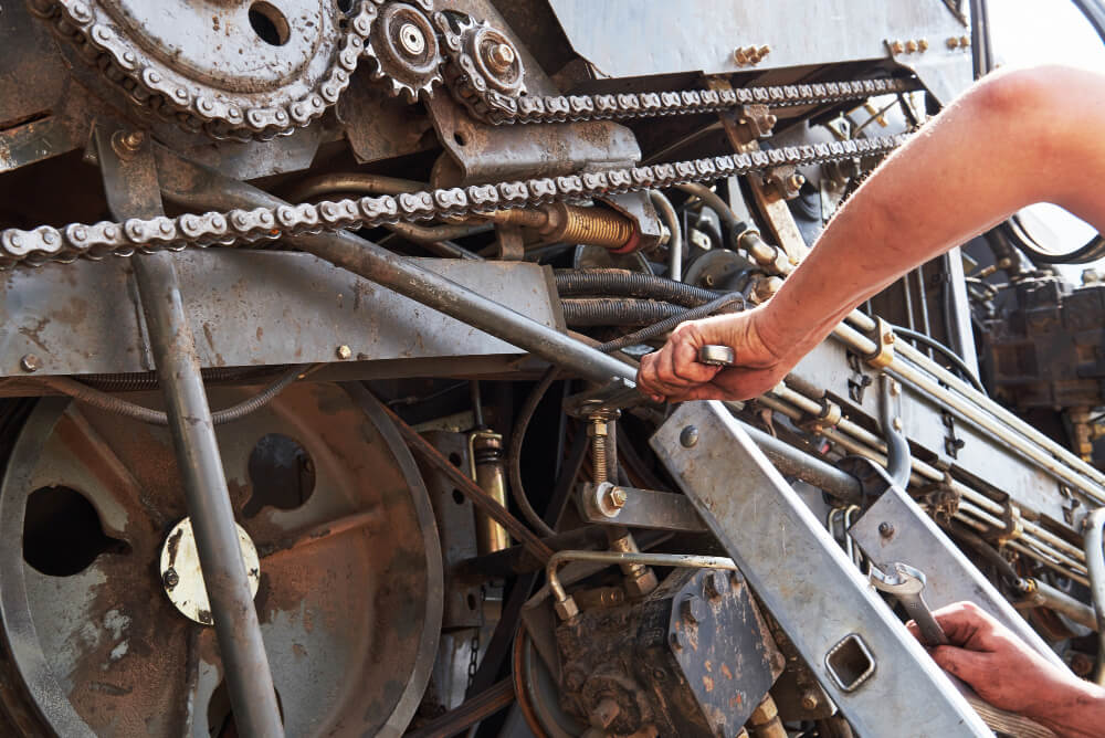 Tugboat Propeller Maintenance